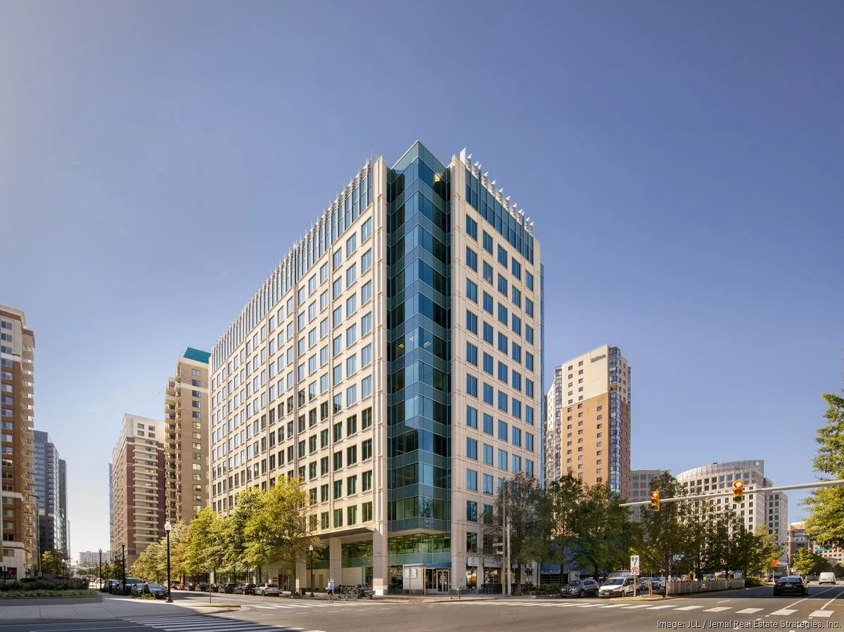 4100 N Fairfax Drive, a 13-story glass office building in Ballston